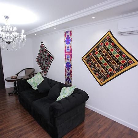 Overlooking Registan Square Luxury 2 Bedrooms Apartment Samarkand Exterior foto