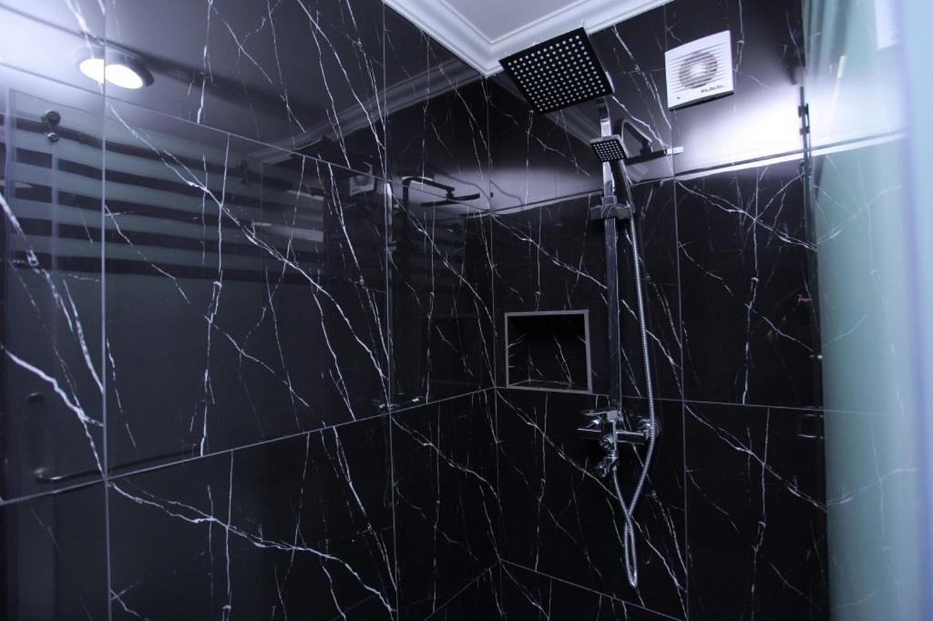 Overlooking Registan Square Luxury 2 Bedrooms Apartment Samarkand Exterior foto